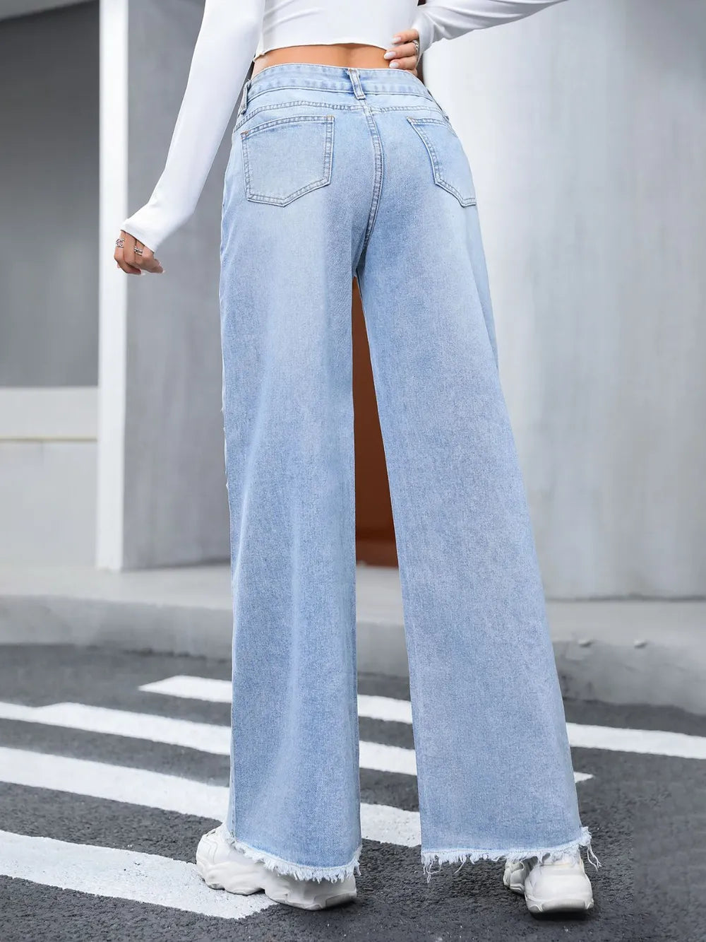 Distressed Raw Hem Wide Leg Jeans - Korvel
