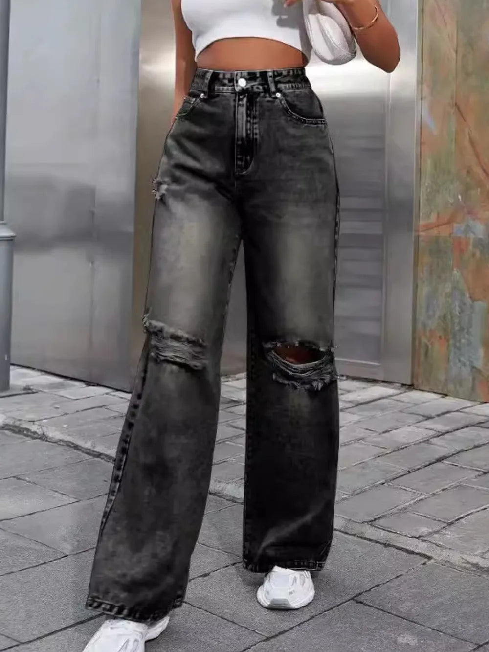Distressed Wide Leg Jeans with Pockets - Korvel