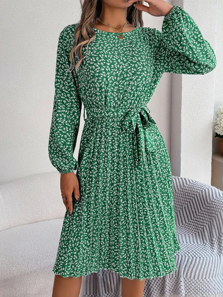 Ditsy Floral Tie Waist Pleated Dress - Korvel