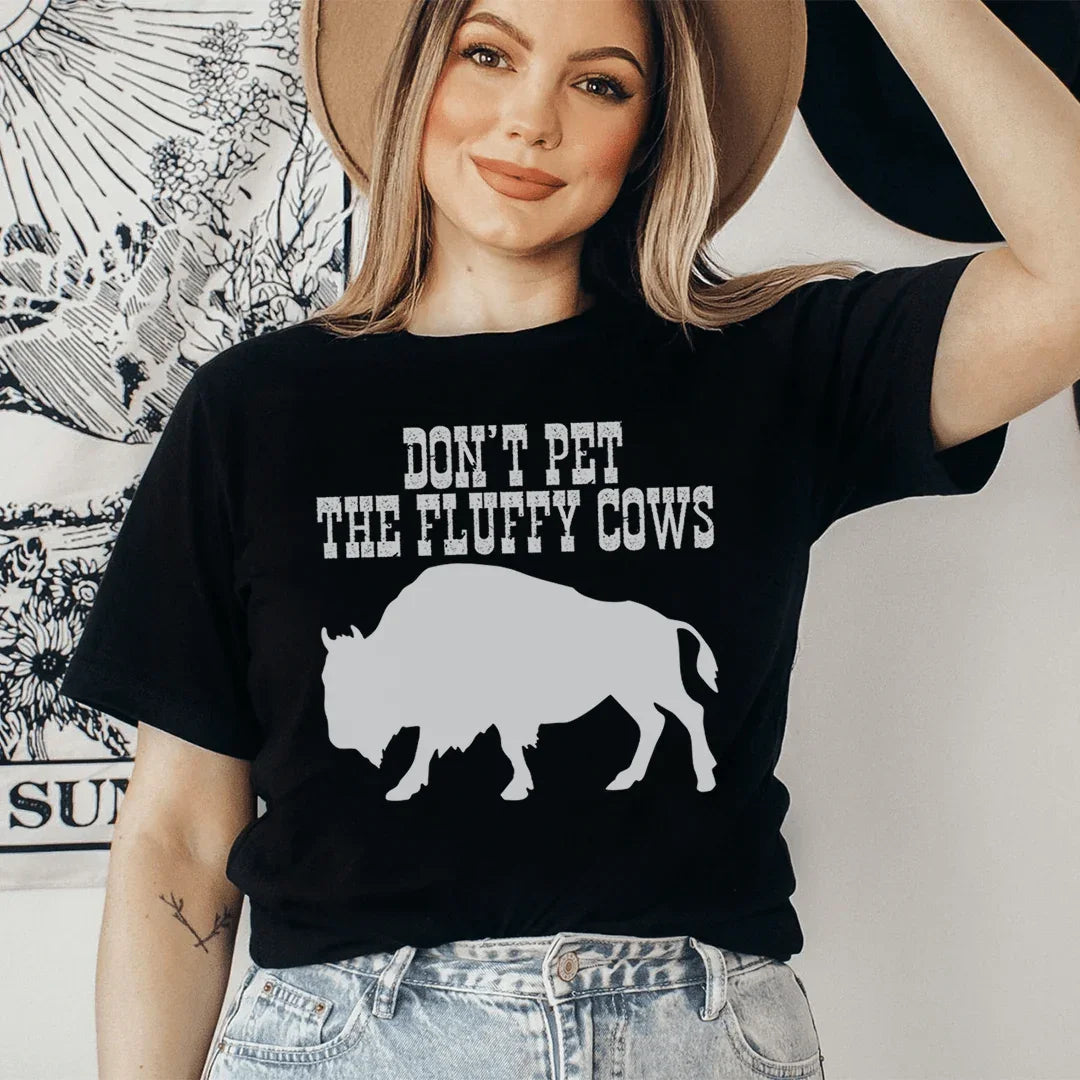 Camiseta "No acaricies a las vacas peludas"