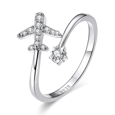 Elegant 925 Sterling Silver Engagement Ring with CZ