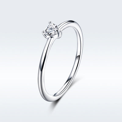 Elegant 925 Sterling Silver Engagement Ring with CZ