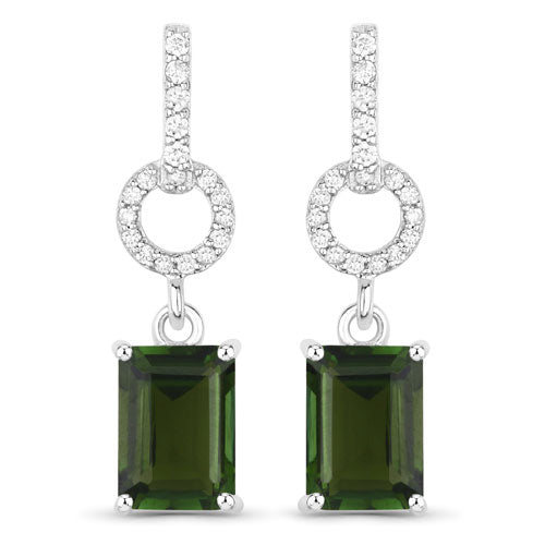 Pendientes de 2.28 quilates de turmalina verde y diamante en oro blanco de 14 quilates