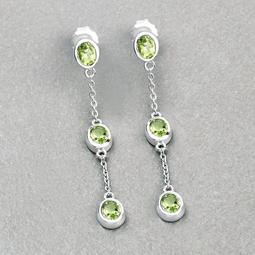 Pendientes de Peridoto Genuino de 2.10 Quilates en Plata Esterlina .925