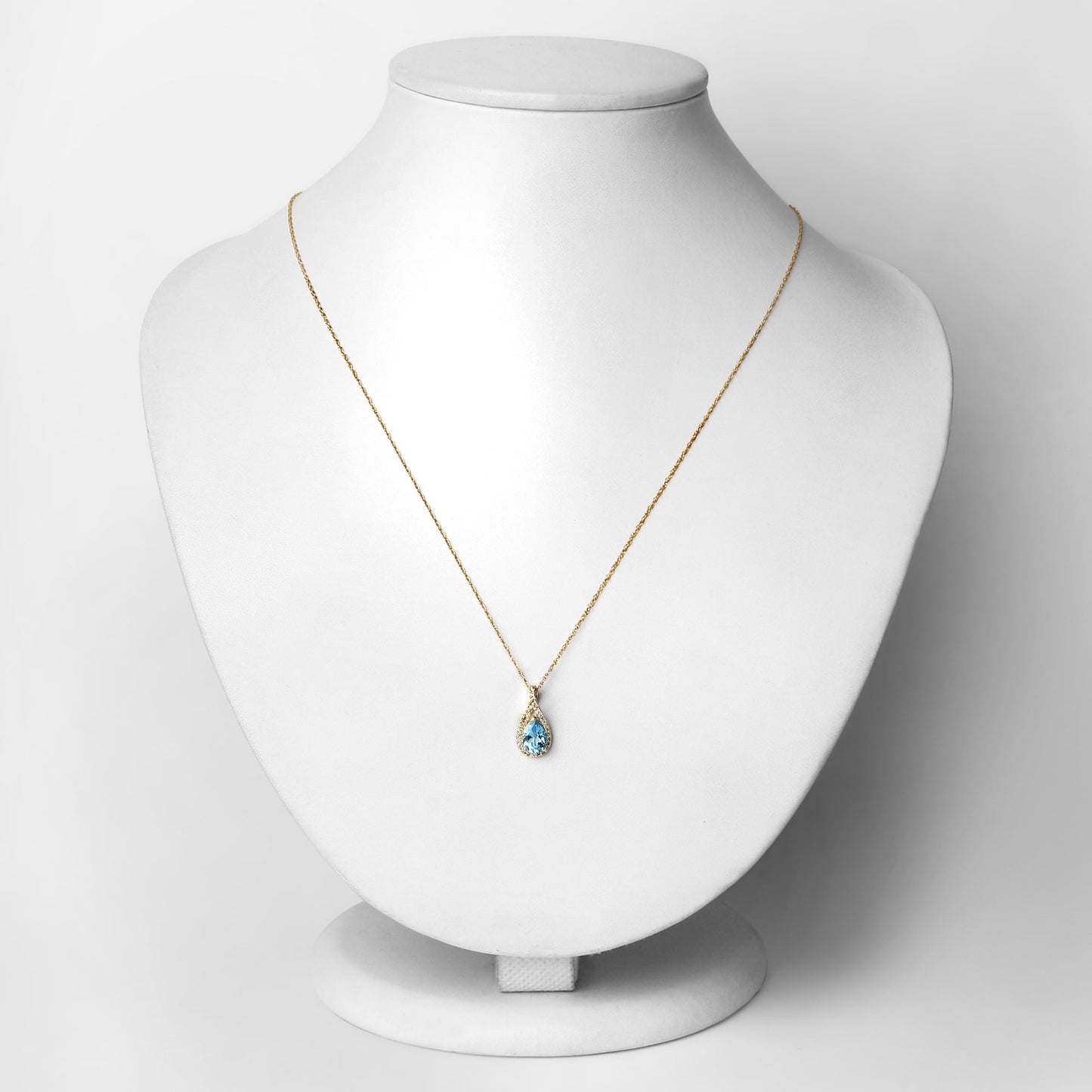 0.89 Carat Swiss Blue Topaz & Diamond 14K Gold Pendant