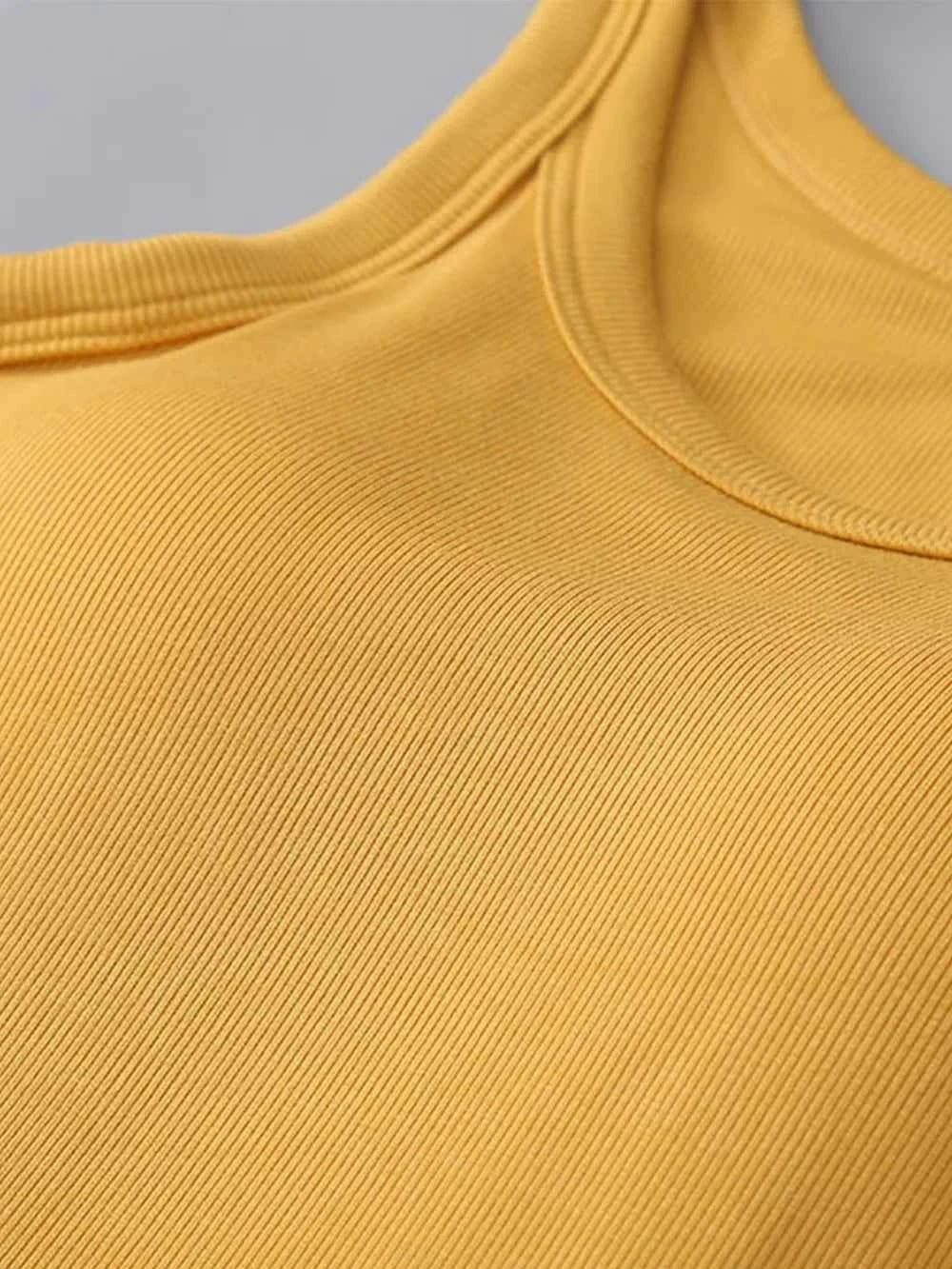 Camiseta Premium de Cuello Redondo con Soporte de Sujetador Integrado