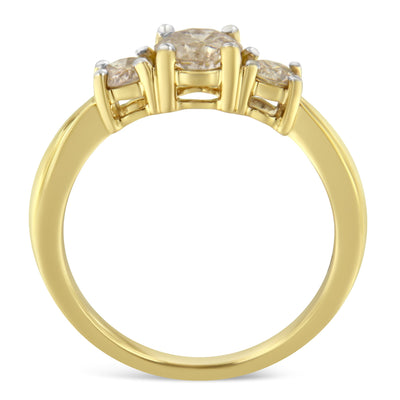 Anillo de banda de diamantes de tres piedras de oro amarillo de 10 quilates
