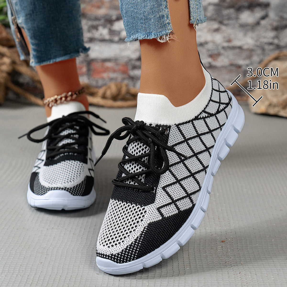 Baskets à lacets en Flyknit à carreaux colorblock pour femmes
