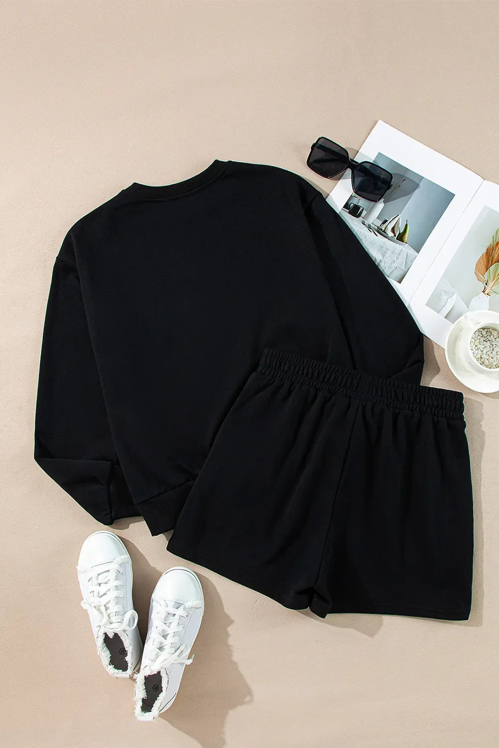 Conjunto de Top de Manga Larga con Cuello Redondo y Pantalones Cortos MERRY con Lentejuelas