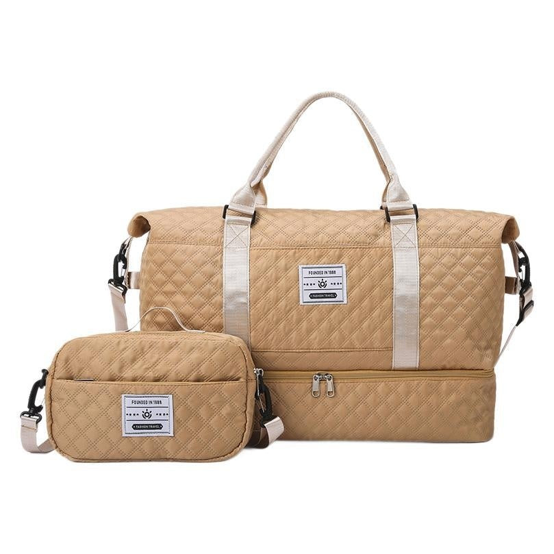 Large-Capacity Quilted Travel Duffel Bag with Embroidered Handle