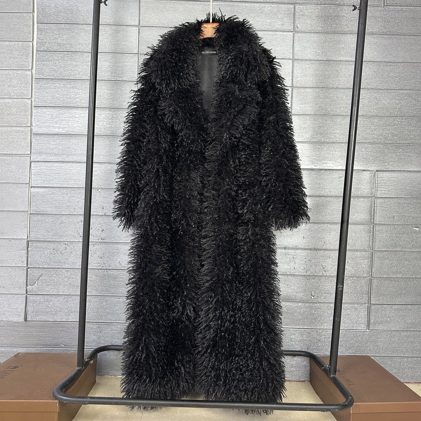 Womens Elongated Wool Coat With Tailored Lapel