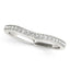 Anillo de boda de diamantes curvados en canal de oro blanco de 14k