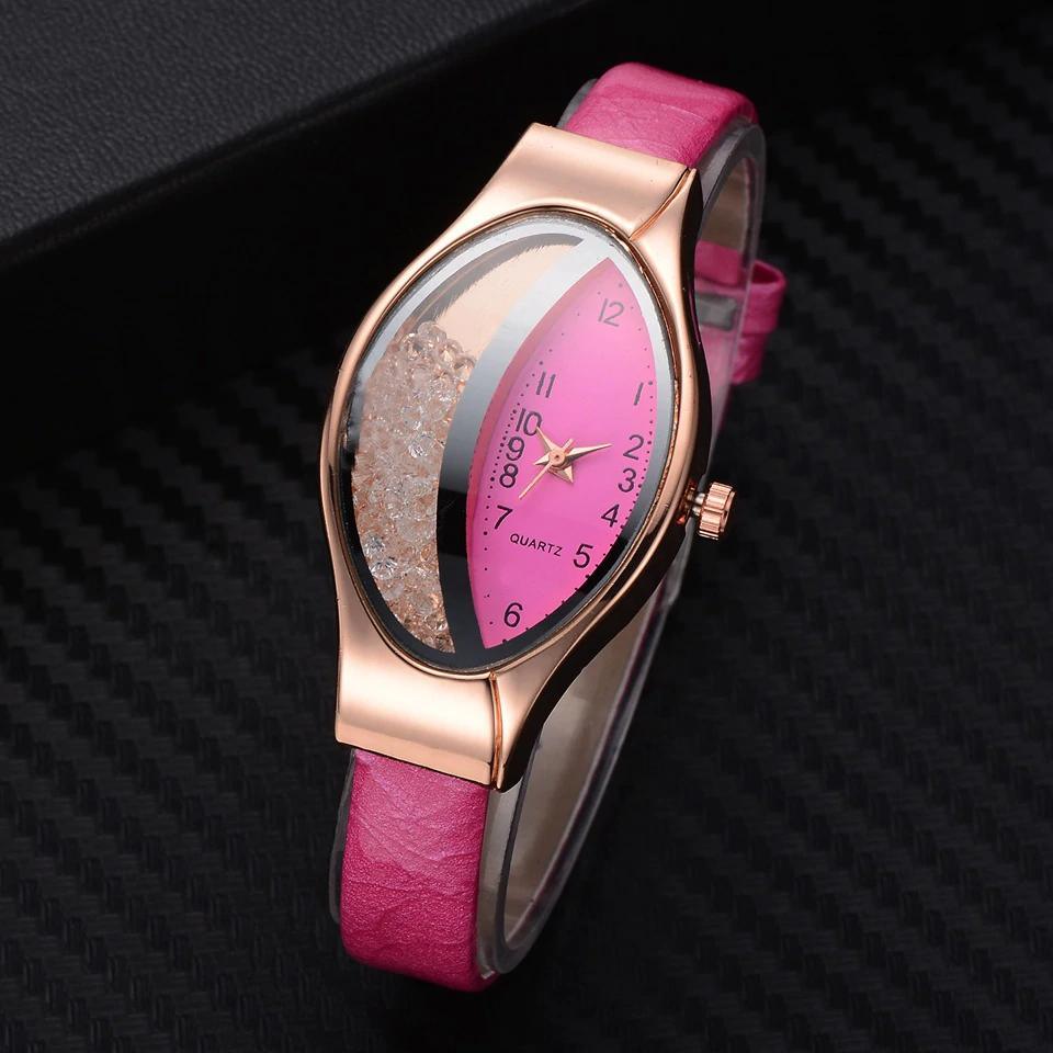 Montre de luxe élégante pour femmes avec bracelet en cuir