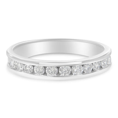 IGI Certified 1/2 Cttw Round Diamond 18K White Gold Wedding Band - Size 7
