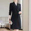Robe de costume élégante à manches longues et longueur midi extensible