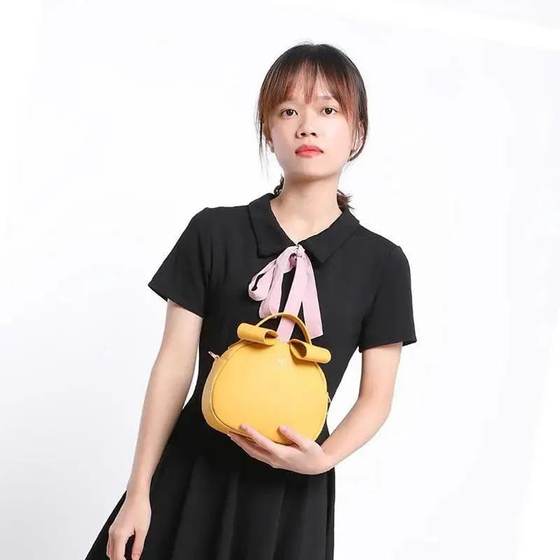 Chic Round Women’s Crossbody Handbag - Soft PU Leather Messenger Bag - Korvel