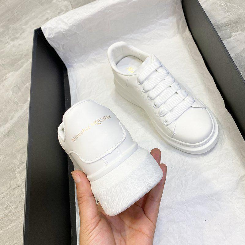 Zapatillas Blancas Elegantes para Hombre - Cómodas y Estilosas