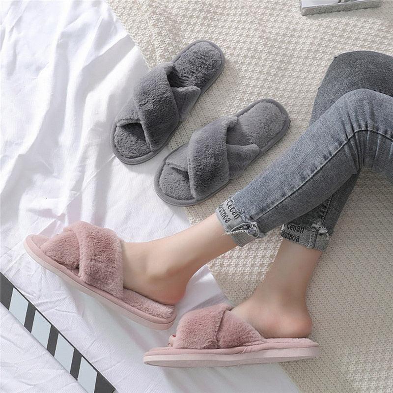 Zapatillas de Piel Sintética Elegantes para Mujeres - Cómodas y Estilosas
