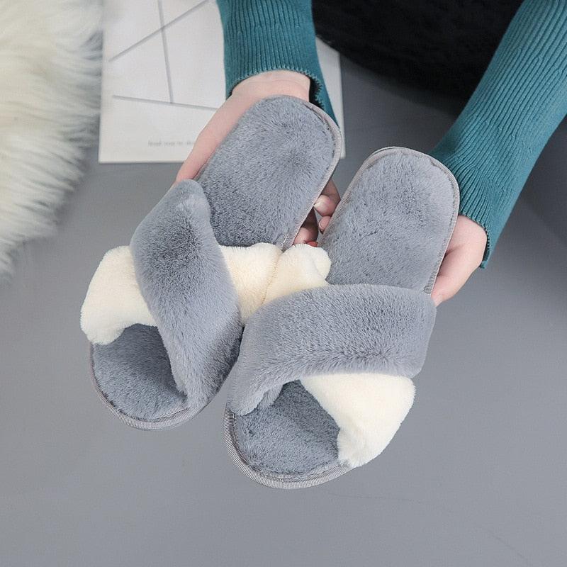 Zapatillas de Piel Sintética Elegantes para Mujeres - Cómodas y Estilosas