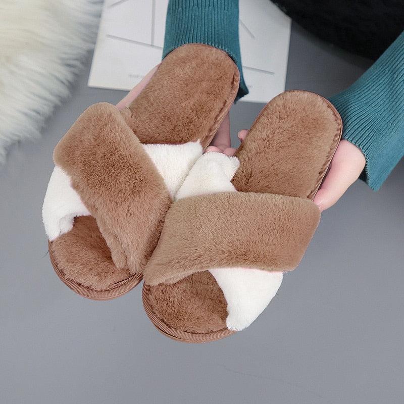 Zapatillas de Piel Sintética Elegantes para Mujeres - Cómodas y Estilosas