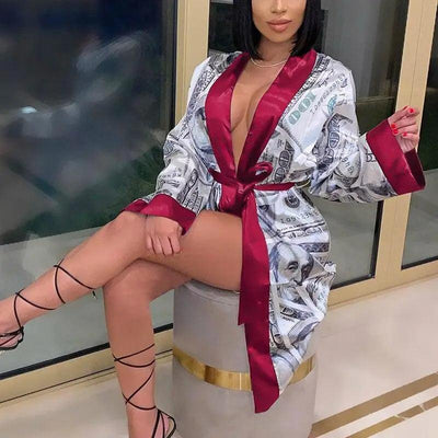 Elegant Women's Long Robe - Soft & Comfortable Sleepwear