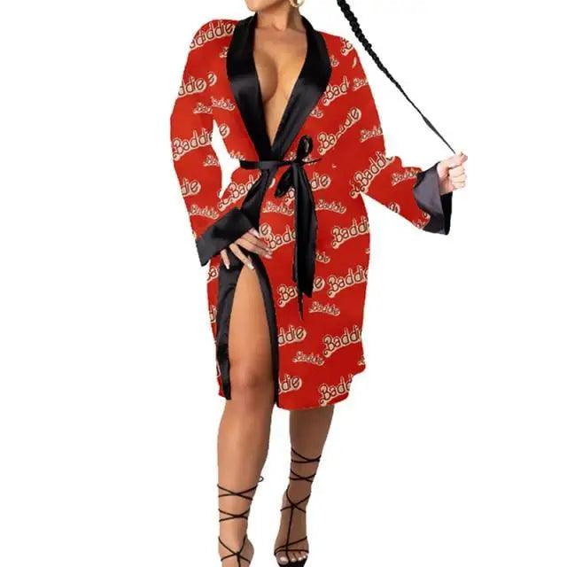 Elegant Women's Long Robe - Soft & Comfortable Sleepwear