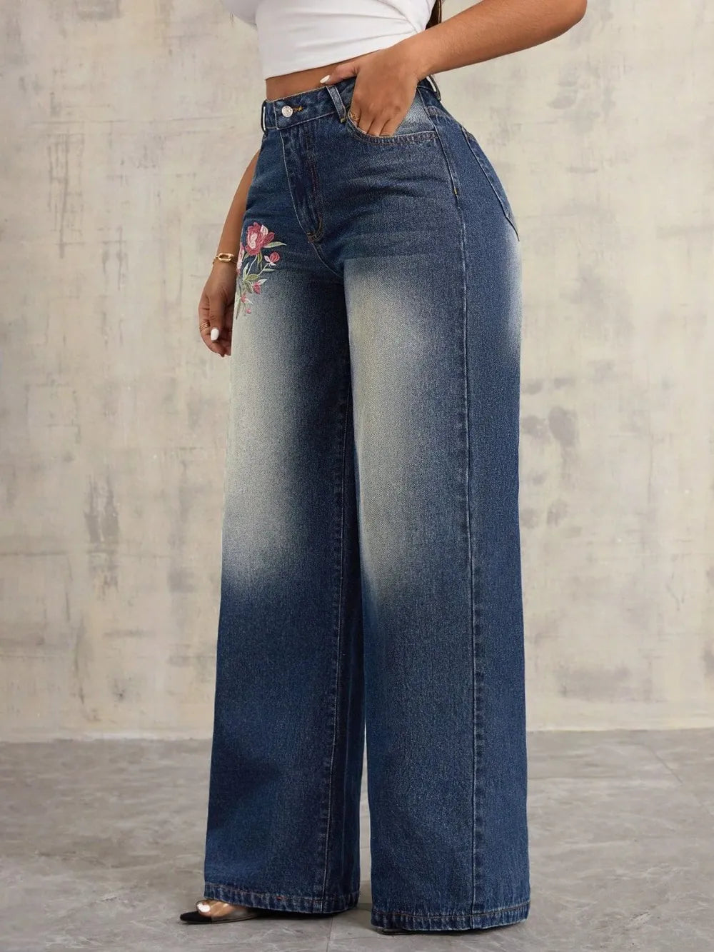 Embroidered Wide Leg Jeans - Korvel