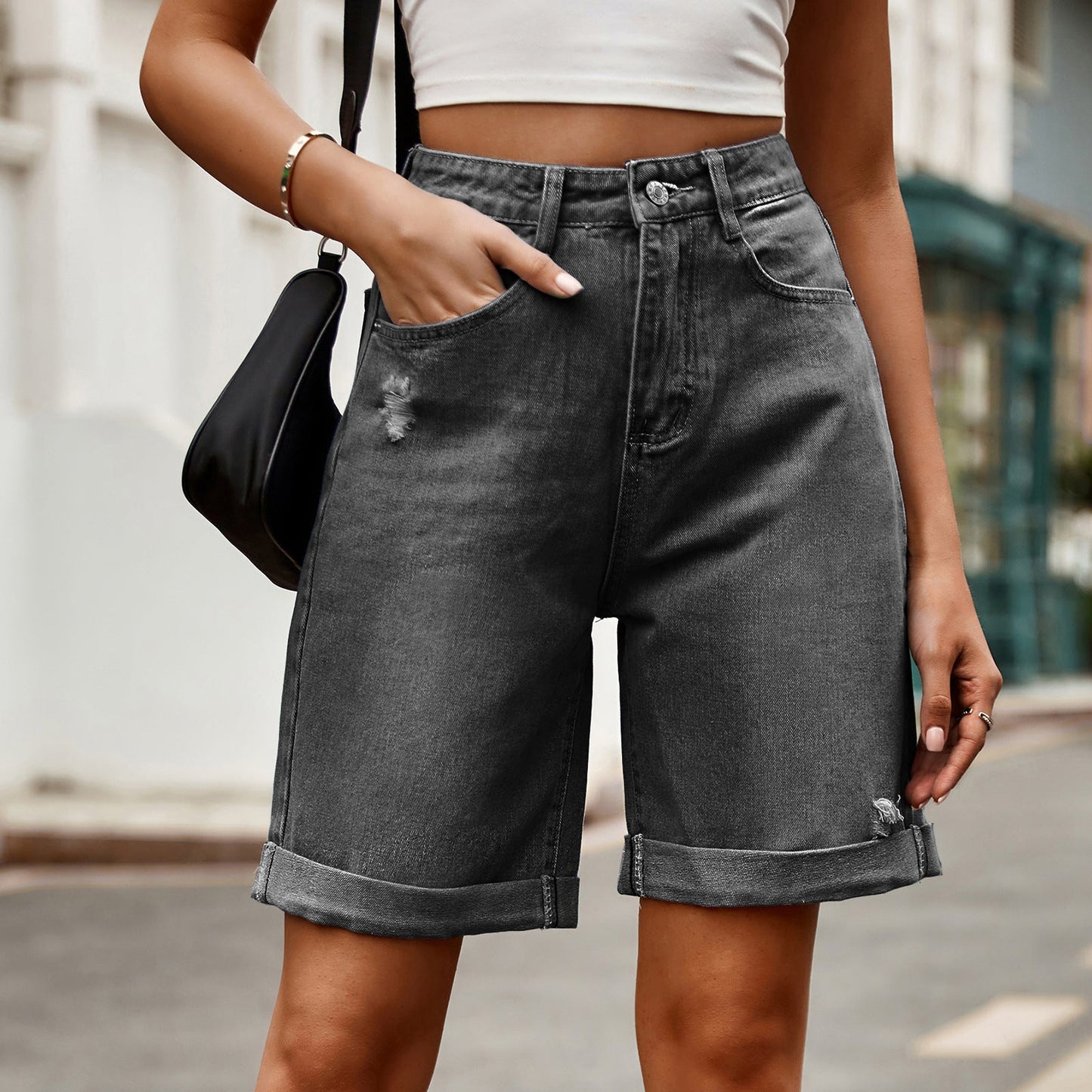 European and American women's perforated rolled edge five quarter denim shorts casual pants - Korvel