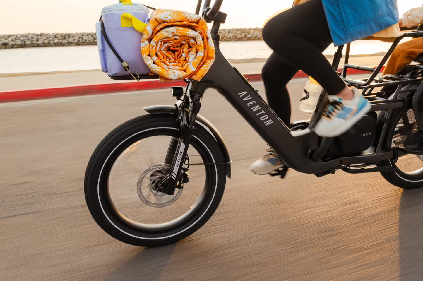 Aventon Abound LR Electric Cargo Bike - Korvel