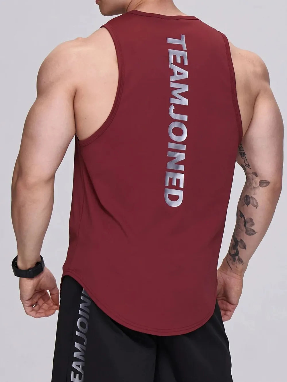 Camiseta Activa de Cuello Redondo para Hombre en Tallas Grandes con Letras