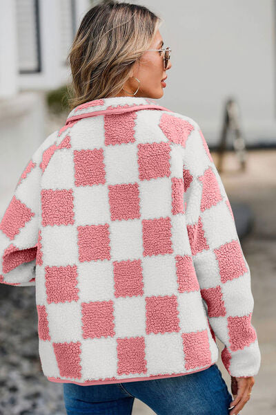 Chaqueta de Teddy de Manga Larga con Botones y Diseño a Cuadros Elegante