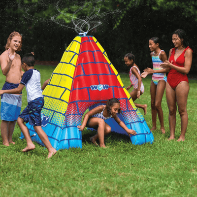 WOW Watersports Rociador de Pirámide Arcoíris de 5.5 pies para el Patio