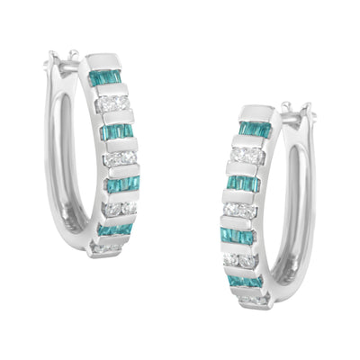 Pendientes de aro de diamantes redondos y baguette azules en oro blanco de 10k