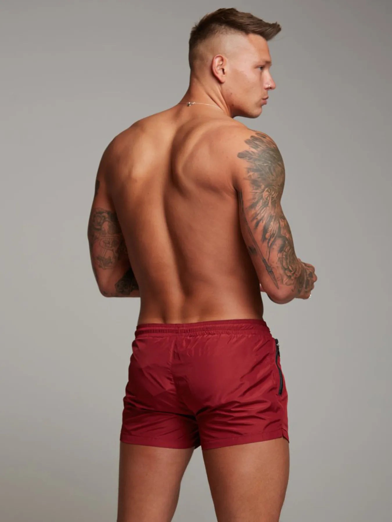 Shorts actifs pour hommes grande taille avec cordon de serrage et poches