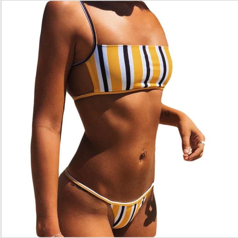 Conjunto de Bikini Rayas Clásico - Traje de Baño de Dos Piezas Premium