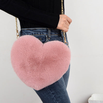 Chic Peach Heart Shoulder Bag with Chain
