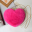 Bolso de Hombro con Corazón en Melocotón Chic con Cadena