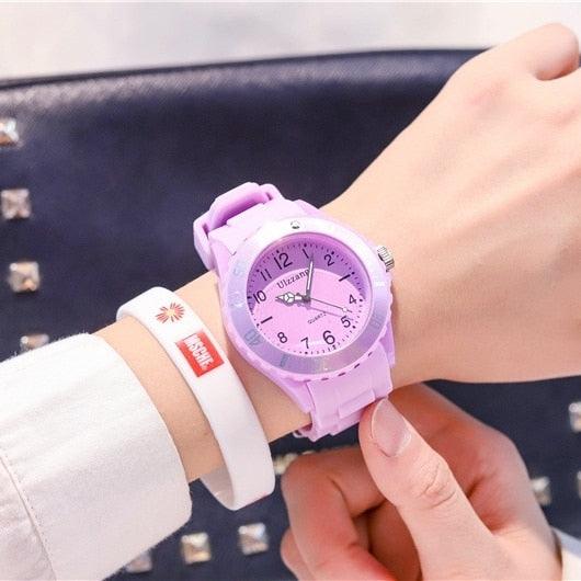 Montre à Quartz en Silicone pour Femmes - Décontractée et Sportive