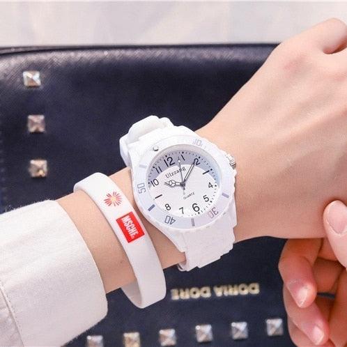 Montre à Quartz en Silicone pour Femmes - Décontractée et Sportive