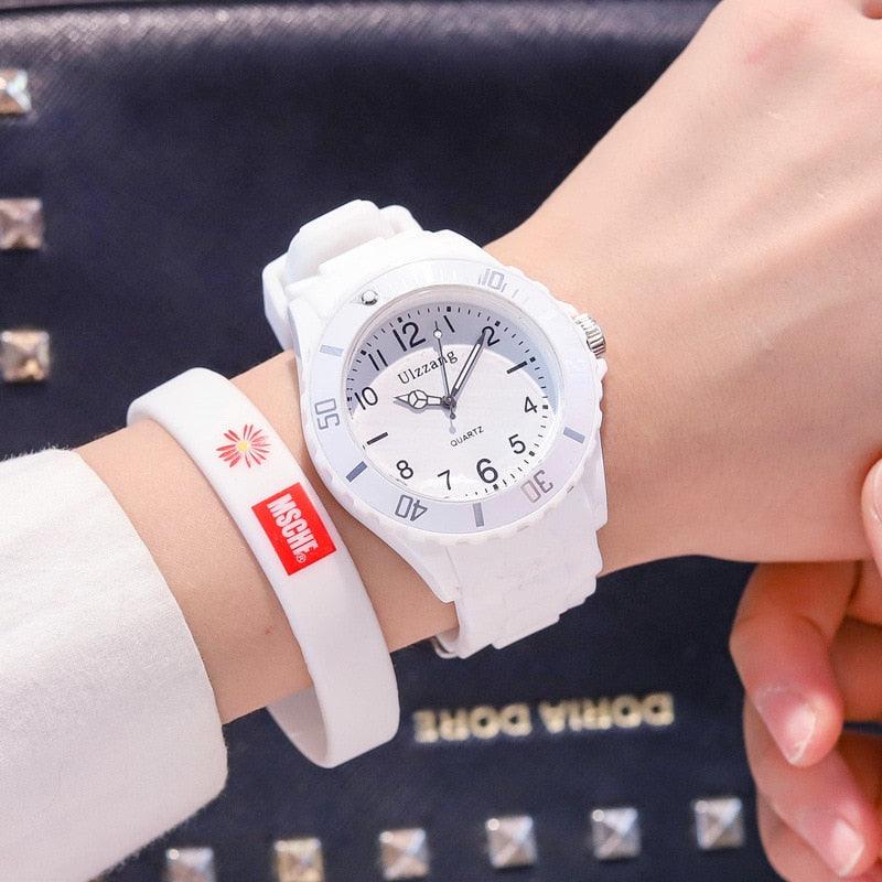 Montre à Quartz en Silicone pour Femmes - Décontractée et Sportive