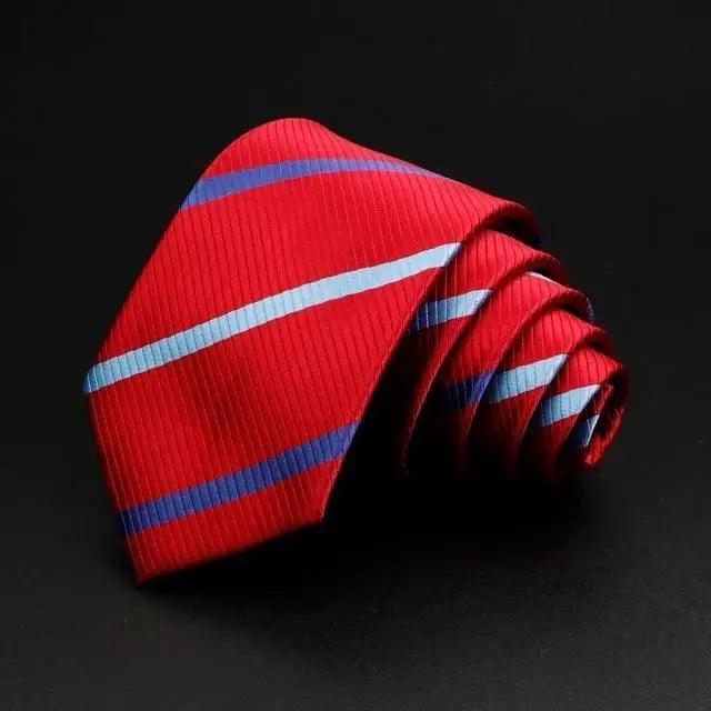 Corbata a Rayas Elegante para Hombres - Estilo Versátil para Cualquier Ocasión