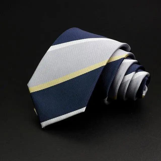 Corbata a Rayas Elegante para Hombres - Estilo Versátil para Cualquier Ocasión
