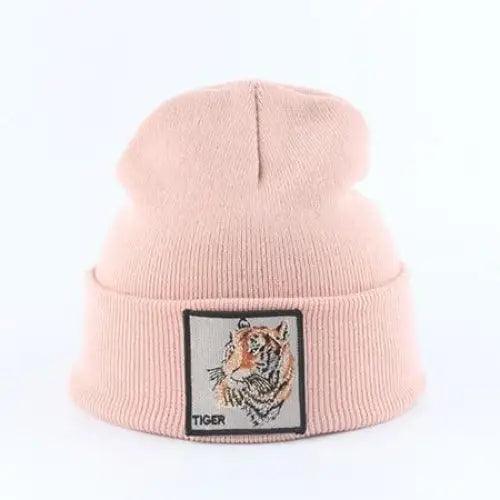 Stylish Unisex Wolf-Themed Knitted Beanie - Cozy Winter Accessory - Korvel