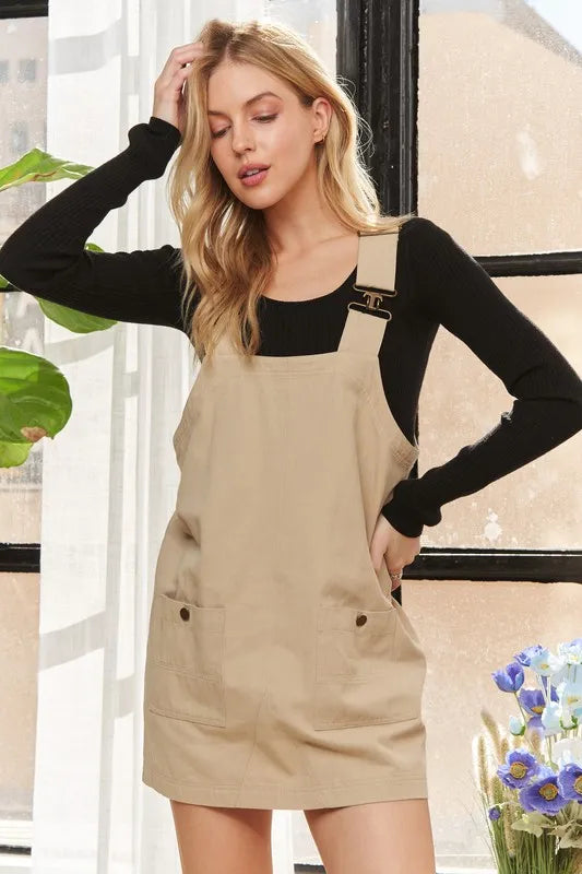 Vestido de tirantes anchos ajustable con escote cuadrado para mujeres