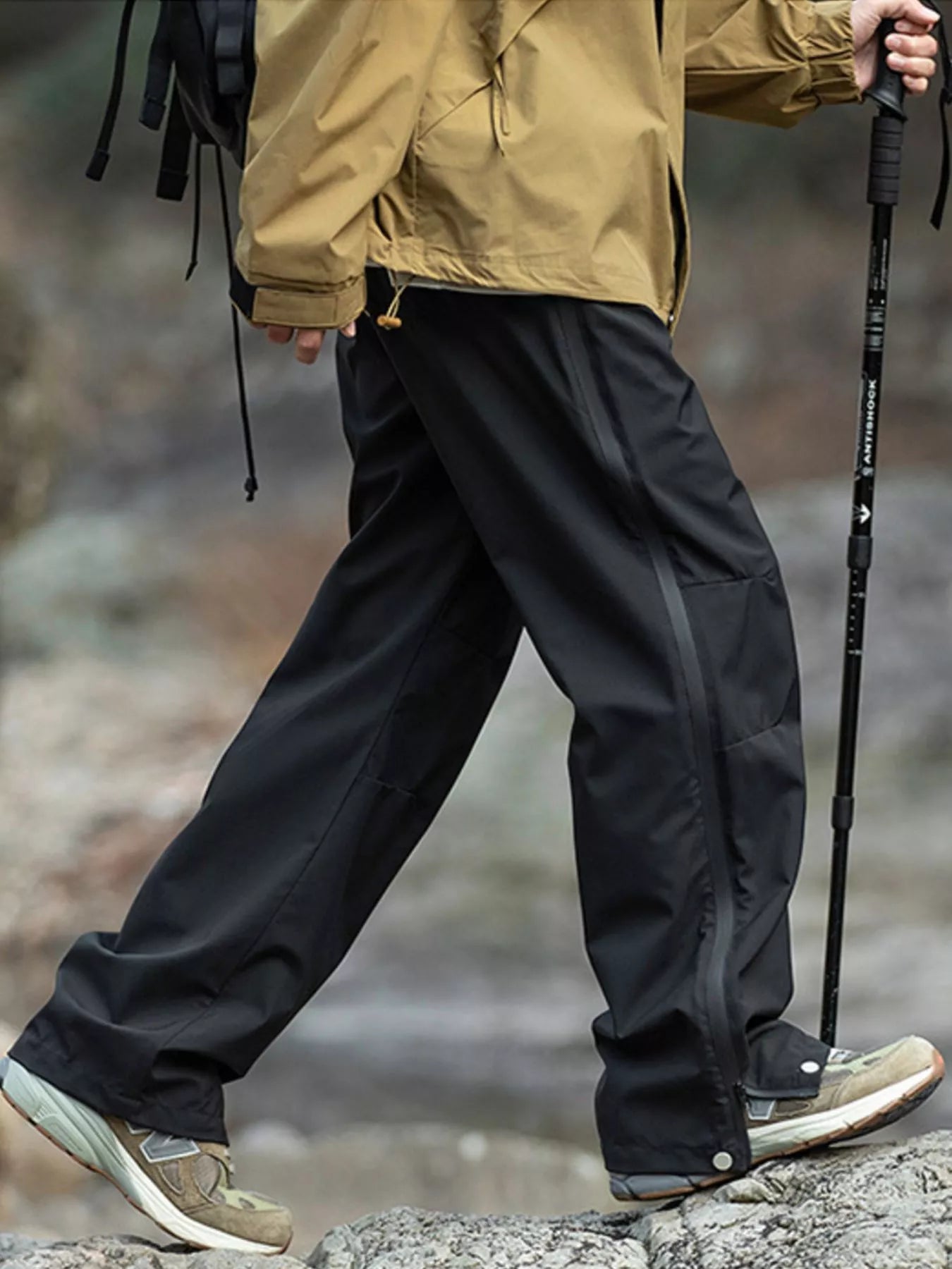 Men's Tactical Cargo Pants for Outdoor Adventures