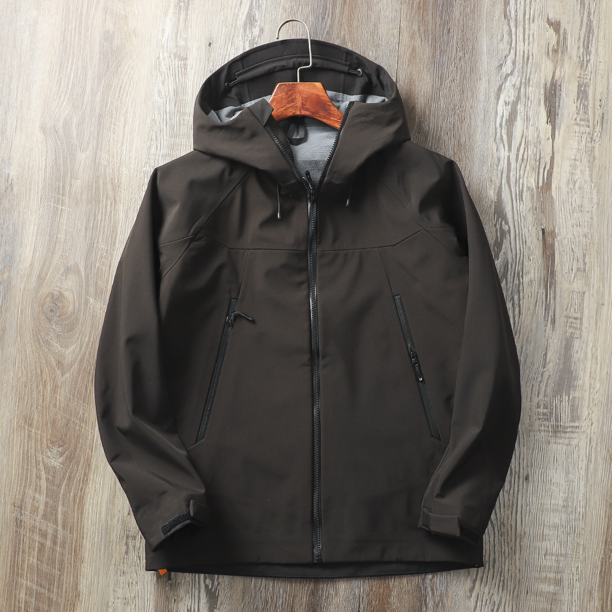 Windproof Waterproof Hooded Soft Shell Charge Jacket