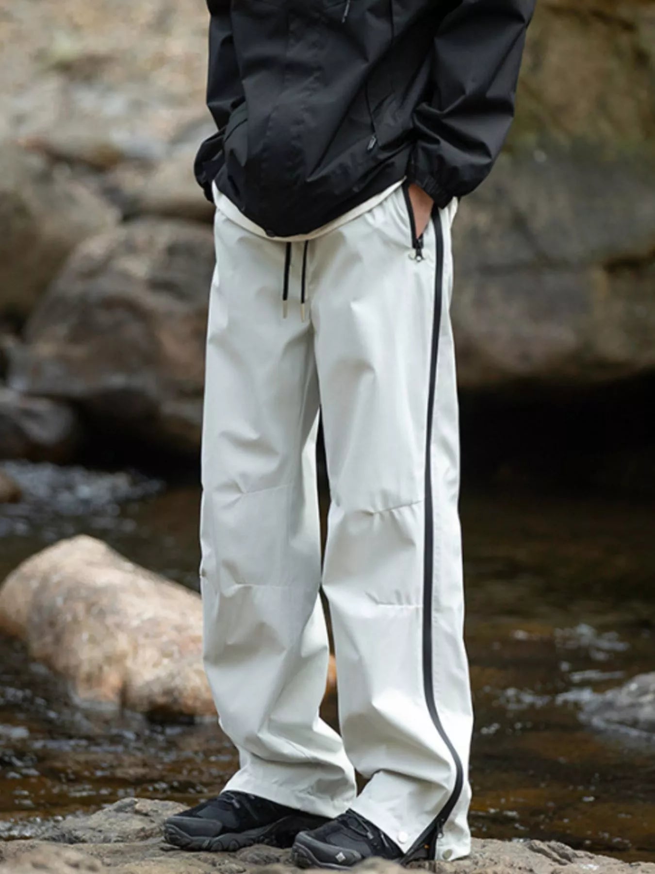 Men's Tactical Cargo Pants for Outdoor Adventures
