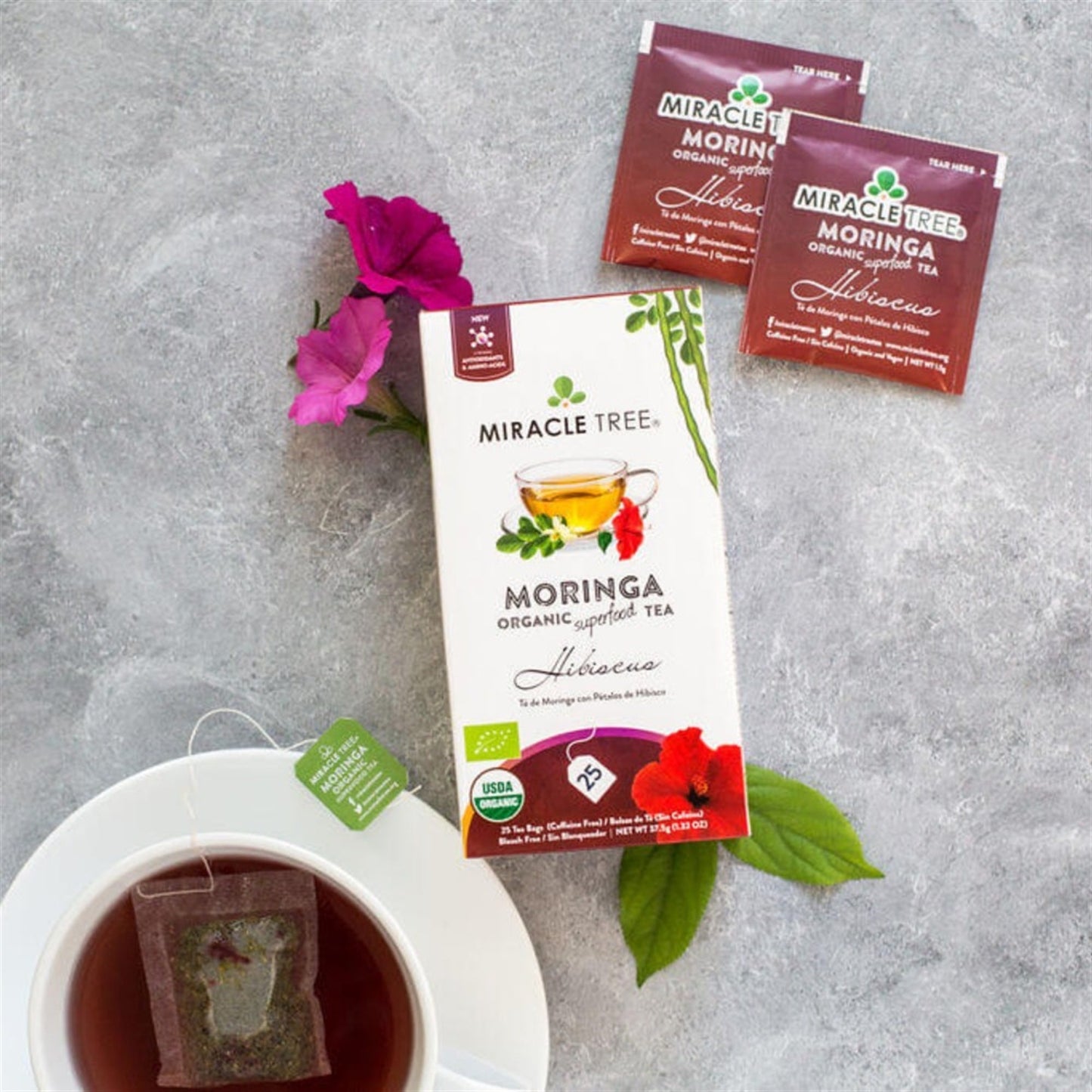 Thé biologique de Moringa et d'Hibiscus - 25 sachets emballés