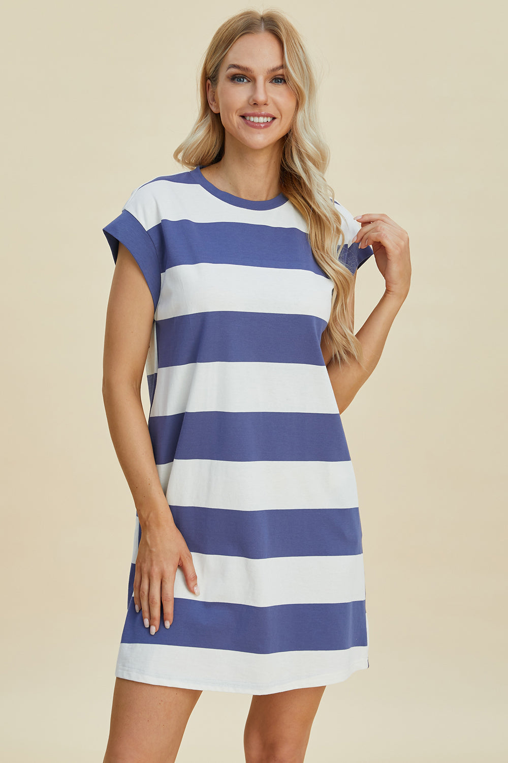 Vestido Mini de Manga Corta a Rayas Chic para Mujeres