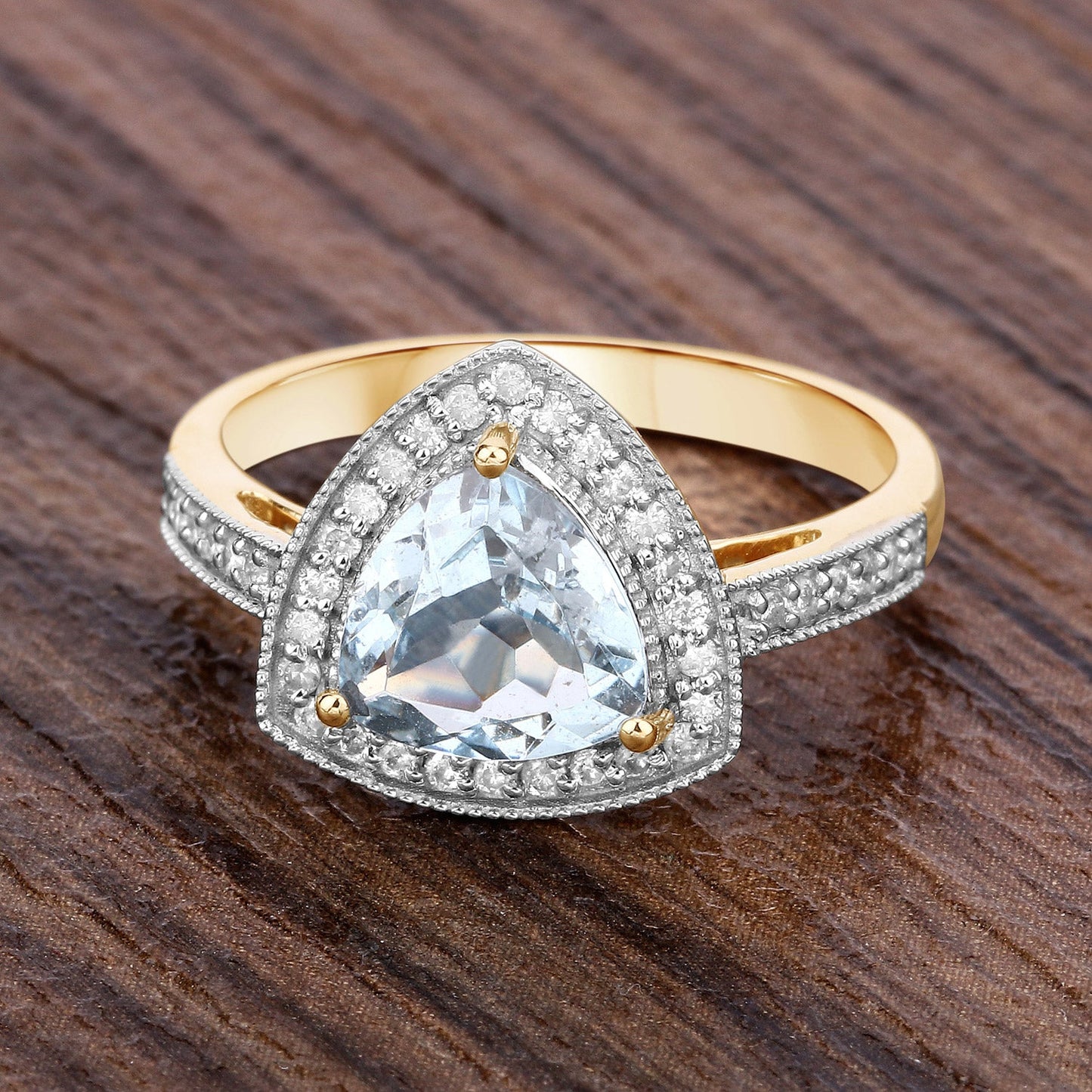 1.58 Carat Aquamarine and Diamond 14K Yellow Gold Engagement Ring